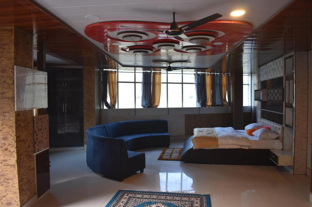 Jai Maa Bhagwati Hotel Pithoragarh Екстер'єр фото