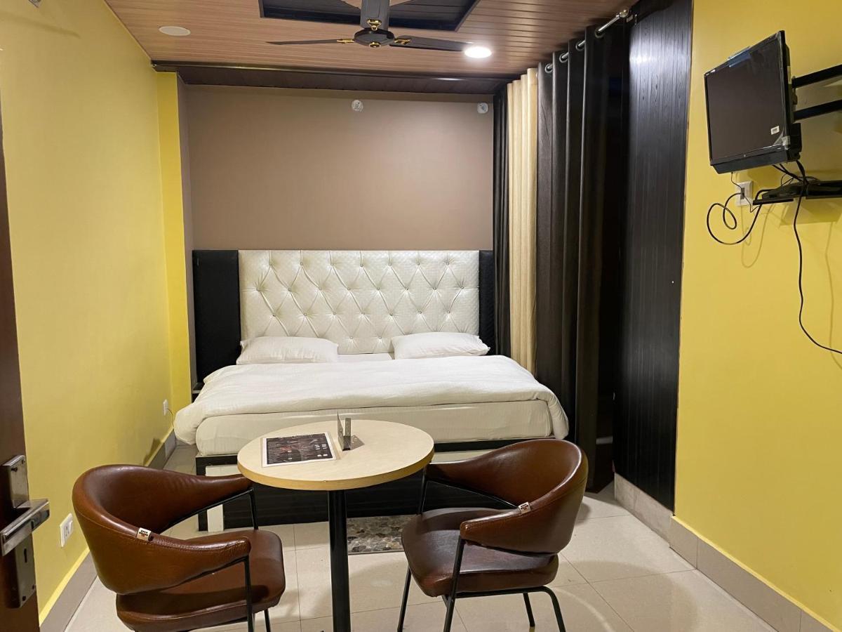 Jai Maa Bhagwati Hotel Pithoragarh Екстер'єр фото
