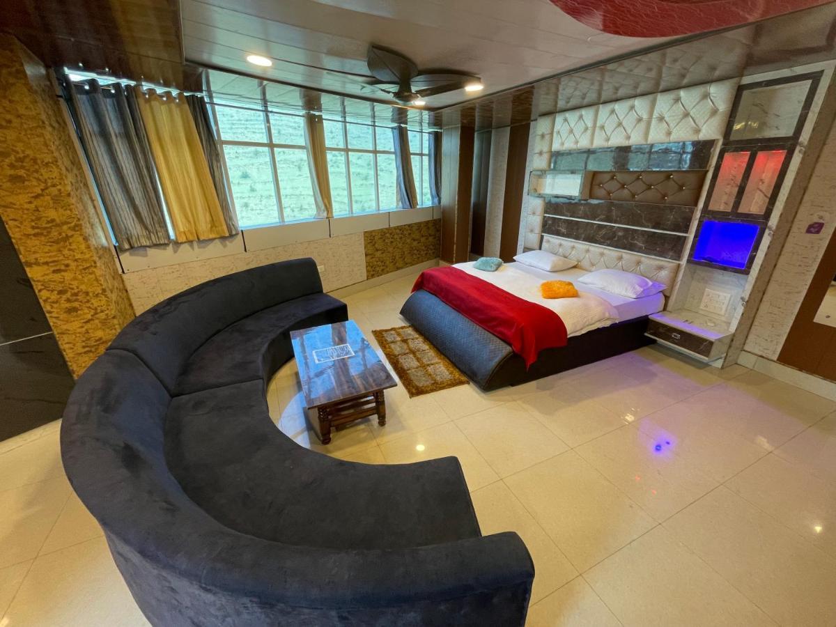 Jai Maa Bhagwati Hotel Pithoragarh Екстер'єр фото